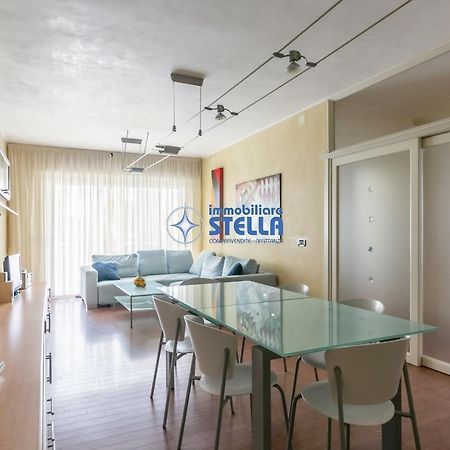 Condominio Adriatico ลิโดดิเยโซโล ภายนอก รูปภาพ