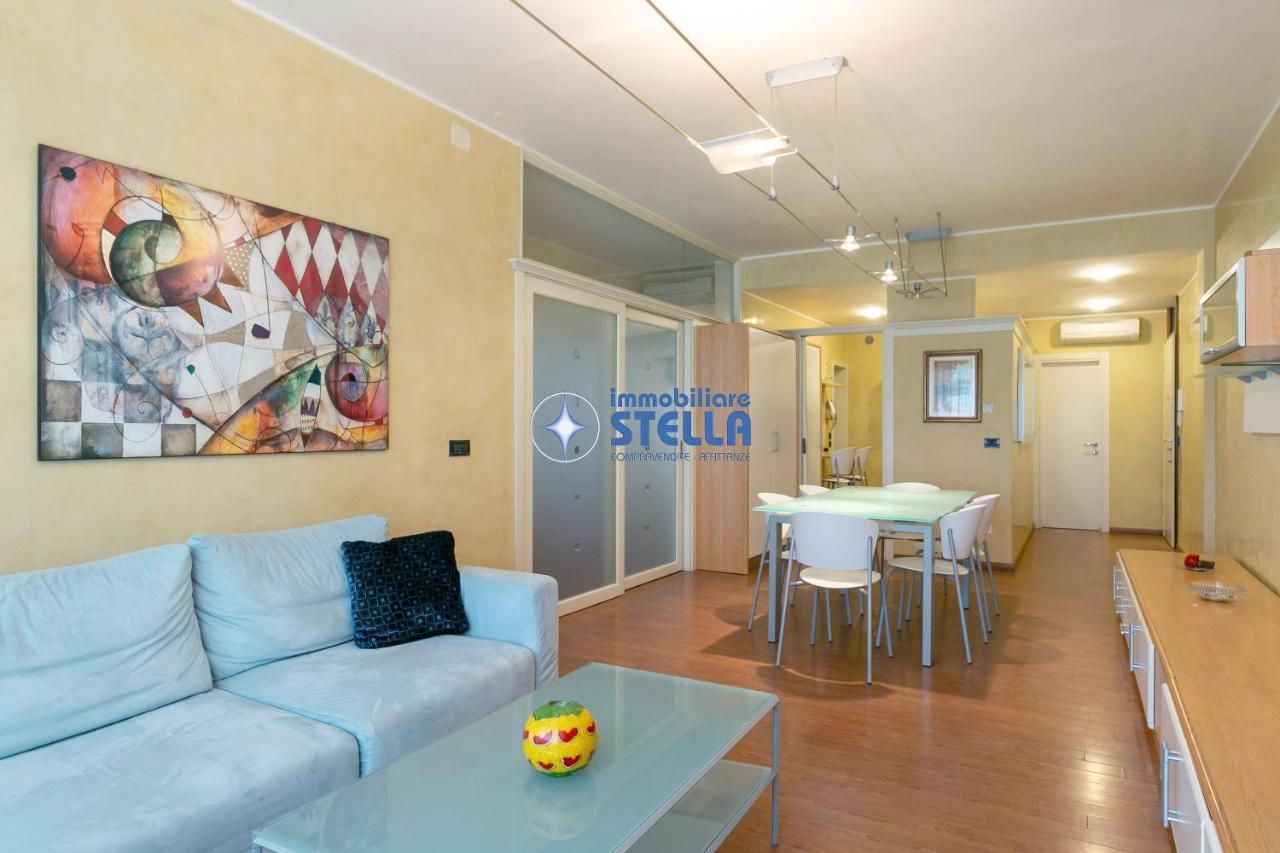 Condominio Adriatico ลิโดดิเยโซโล ภายนอก รูปภาพ