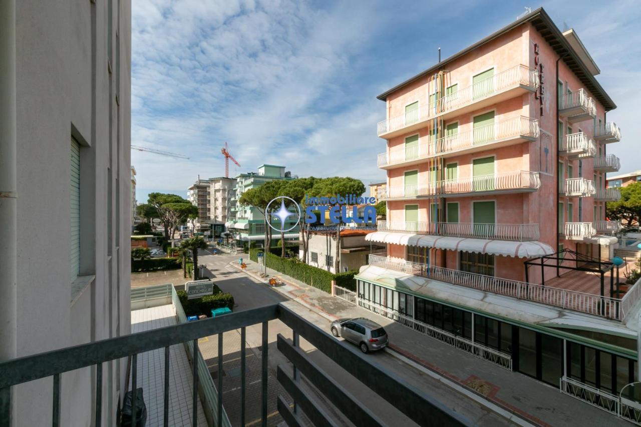Condominio Adriatico ลิโดดิเยโซโล ภายนอก รูปภาพ